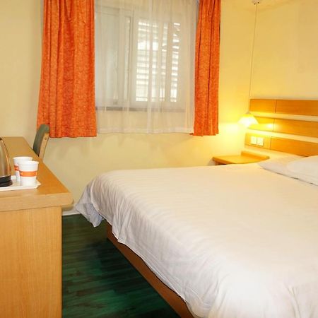 Home Inn Guangzhou Middle Jiefang Road Gongyuanqian Metro Station Kanton Exterior foto
