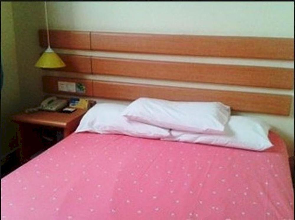 Home Inn Guangzhou Middle Jiefang Road Gongyuanqian Metro Station Kanton Exterior foto