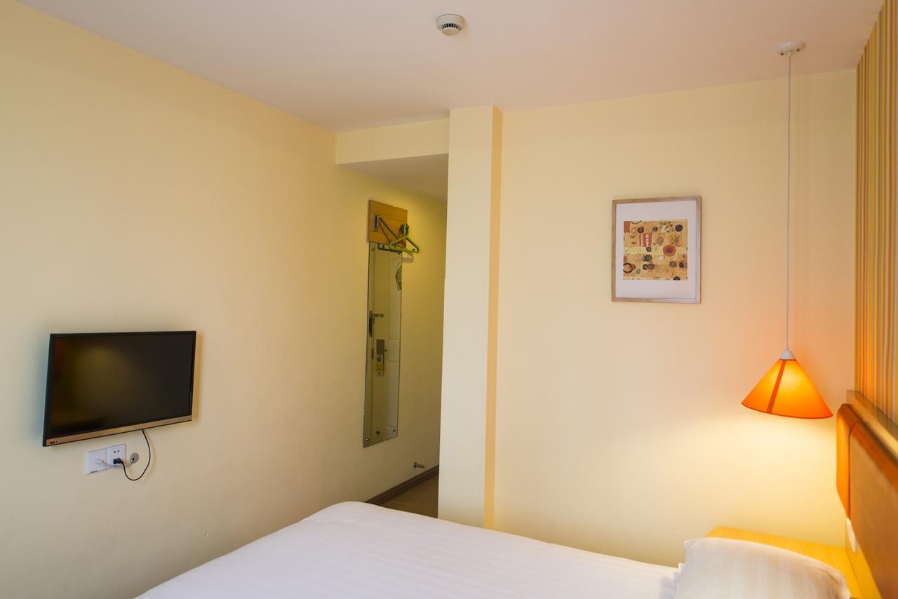 Home Inn Guangzhou Middle Jiefang Road Gongyuanqian Metro Station Kanton Exterior foto